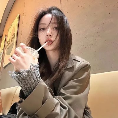 她和她的猫 海报